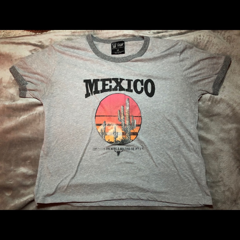 Women’s Comfy Crop Tee